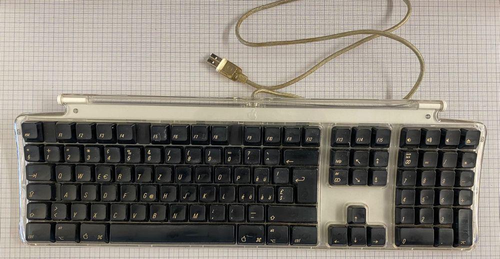 Apple-Pro-Keyboard-M7803