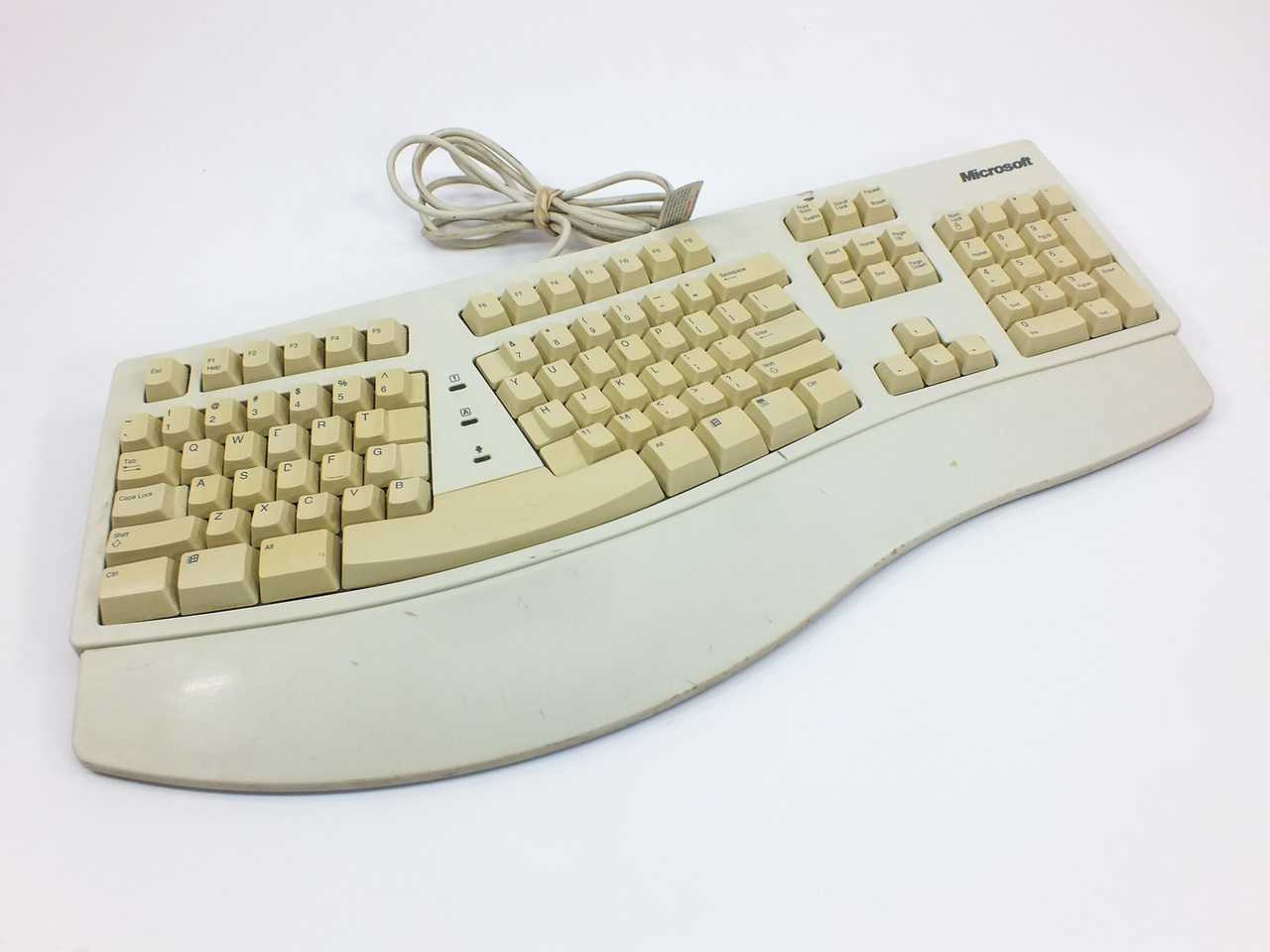 Microsoft-59758-Natural-Keyboard-Yellowed-Keys_172152__11098