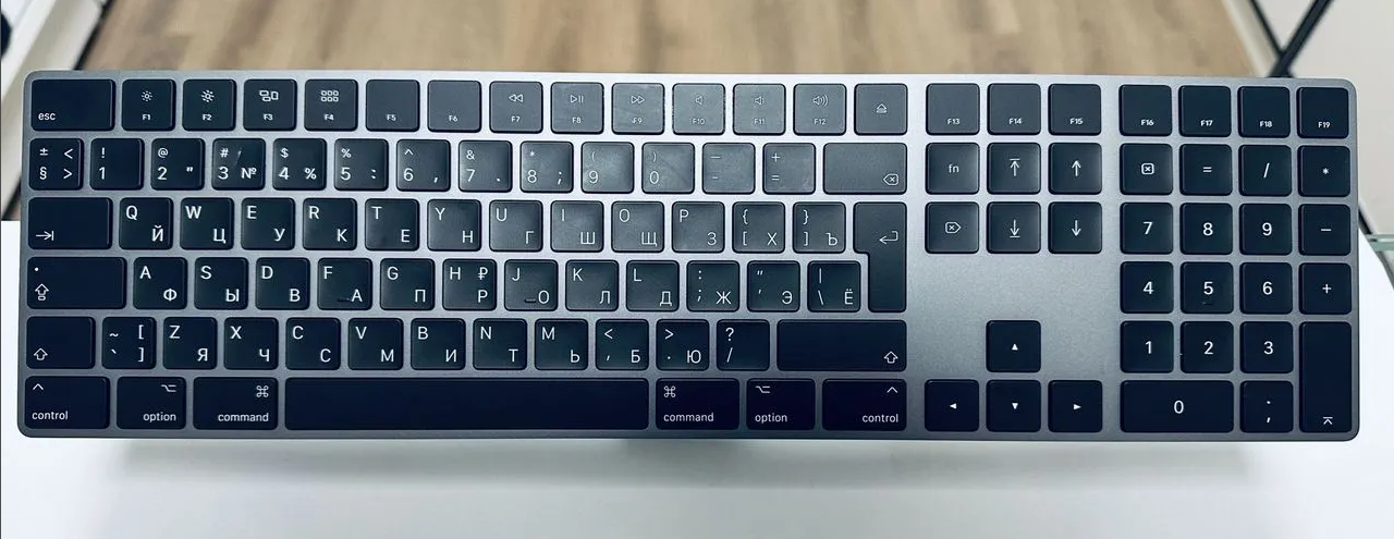 apple-keyboard-A1843